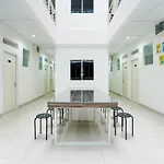 OYO Life 2462 Kost Surabaya
